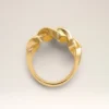 Anilla de latón dorado trenzado Anilla de latón dorado trenzado