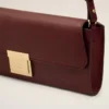 Bolsa Mimi de piel lisa color burdeos Bolsa Mimi de piel lisa color burdeos