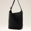 Bolso bandolera Etienne de piel de taurillón negra Bolso bandolera Etienne de piel de taurillón negra