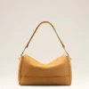Bolso carrusel grande con solapa de piel de vaca amarilla Bolso carrusel grande con solapa de piel de vaca amarilla