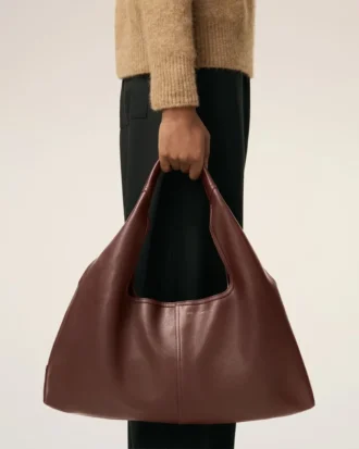 Bolso de hombro Etienne de cuero flexible burdeos