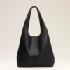 Bolso hobo Etienne de piel de taurillón negra Bolso hobo Etienne de piel de taurillón negra