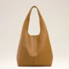 Bolso hobo Etienne de piel flexible amarilla Bolso hobo Etienne de piel flexible amarilla