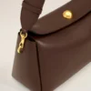 Bolso mediano Carrousel de piel lisa marrón Bolso mediano Carrousel de piel lisa marrón