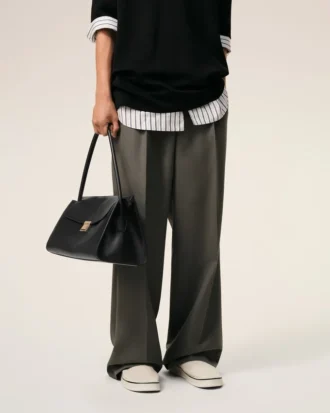 Bolso Mimi de piel de vaca negra