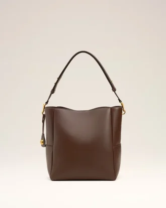 Bolso tipo cubo Carrousel de piel lisa marrón