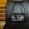 Bolso Voulez-Vous de piel de vacuno negra Bolso Voulez-Vous de piel de vacuno negra
