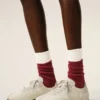 Calcetines de algodón rojos y blancos