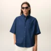 Camisa azul de algodón de corte holgado con bordados «Ami de Coeur»