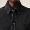 Camisa de algodón denim negro «Ami de Coeur» Camisa de algodón denim negro «Ami de Coeur»