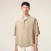 Camisa holgada Ami Paris de manga corta bordada en color beige