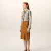 Camisas ajustadas de manga larga con volantes de algodón beige Camisas ajustadas de manga larga con volantes de algodón beige