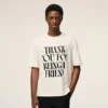 Camiseta blanca de algodón con estampado característico Camiseta blanca de algodón con estampado característico