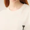 Camiseta blanca de algodón con estampado Place Des Victoires Camiseta blanca de algodón con estampado Place Des Victoires