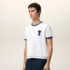 Camiseta blanca de algodón con parche de punto Ami de Coeur Camiseta blanca de algodón con parche de punto Ami de Coeur
