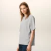 Camiseta gris de algodón con el logotipo «Ami de Coeur» en relieve Camiseta gris de algodón con el logotipo «Ami de Coeur» en relieve