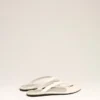 Chanclas de piel de cordero blanca con punta afilada Chanclas de piel de cordero blanca con punta afilada