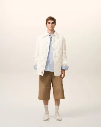 Chaqueta acolchada con botones de nailon blanco