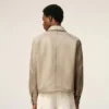 Chaqueta Ami de Coeur de nailon beige con botones de presión