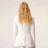 Chaqueta blanca de lino con doble botonadura Chaqueta blanca de lino con doble botonadura