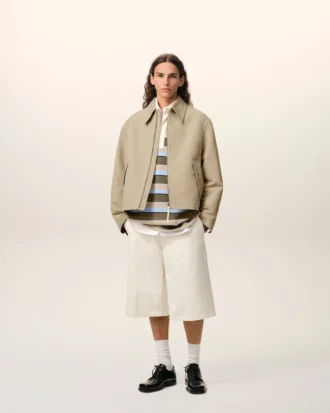 Chaqueta de algodón beige con cremallera Chaqueta de algodón beige con cremallera