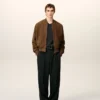 Chaqueta de cuero marrón con cremallera Chaqueta de cuero marrón con cremallera