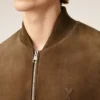 Chaqueta de cuero marrón con cremallera Chaqueta de cuero marrón con cremallera