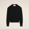 Cárdigan de cuello redondo de lana negra con «Ami de Coeur» en contraste Cárdigan de cuello redondo de lana negra con «Ami de Coeur» en contraste