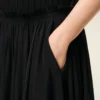 Falda midi Corolla de mezcla de seda negra Falda midi Corolla de mezcla de seda negra
