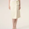 Falda midi de lana nueva blanca con cinturón y hebilla grande Falda midi de lana nueva blanca con cinturón y hebilla grande