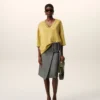 Falda midi de lana nueva gris con cinturón de hebilla grande Falda midi de lana nueva gris con cinturón de hebilla grande