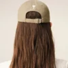 Gorra Ami de Coeur Cap de algodón beige Gorra Ami de Coeur Cap de algodón beige