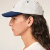 Gorra Ami Paris de algodón bicolor azul y blanco Gorra Ami Paris de algodón bicolor azul y blanco