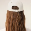 Gorra Ami Paris de algodón bicolor beige y blanco Gorra Ami Paris de algodón bicolor beige y blanco