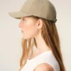 Gorra de algodón beige con bordado «Ami de Coeur» Gorra de algodón beige con bordado «Ami de Coeur»