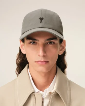 Gorra de algodón gris con bordado «Ami de Coeur»