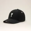 Gorra de algodón negro con parche de fieltro Ami de Coeur Gorra de algodón negro con parche de fieltro Ami de Coeur