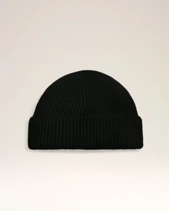 Gorro de lana negro con etiqueta de cuero «Ami» Gorro de lana negro con etiqueta de cuero «Ami»