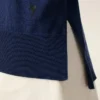 Jersey Ami de Coeur Sweater de cuello redondo en lana fina azul