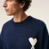 Jersey de cuello redondo Ami de Coeur de lana y algodón azul Jersey de cuello redondo Ami de Coeur de lana y algodón azul