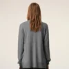Jersey de cuello redondo de lana fina gris Ami de Coeur Sweater