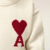 Jerséu de cuello redondo Ami de Coeur de lana blanca Jerséu de cuello redondo Ami de Coeur de lana blanca