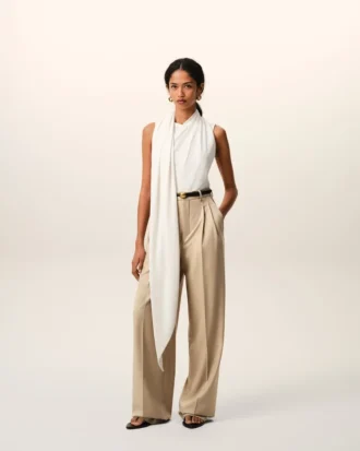 Pantalones anchos de cintura alta de lana nueva en color beige con dos pliegues