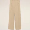 Pantalones anchos de cintura baja de lana nueva en color beige