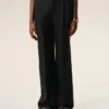 Pantalones anchos de cintura baja de lana virgen negra Pantalones anchos de cintura baja de lana virgen negra