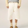 Pantalones cortos de algodón blanco de corte ancho Pantalones cortos de algodón blanco de corte ancho