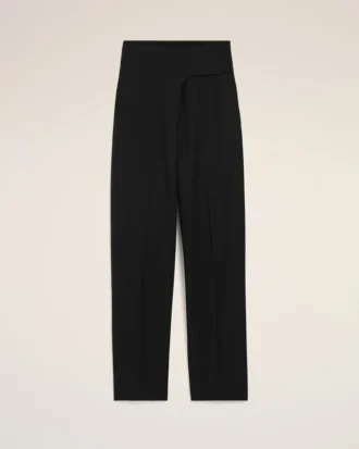 Pantalones negros de lana nueva con cinturón cruzado
