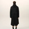 Parka larga de nailon negro