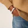 Pulsera de latón blanco martillado lacado Pulsera de latón blanco martillado lacado
