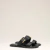 Sandalias con hebilla de piel de vaca negra Sandalias con hebilla de piel de vaca negra